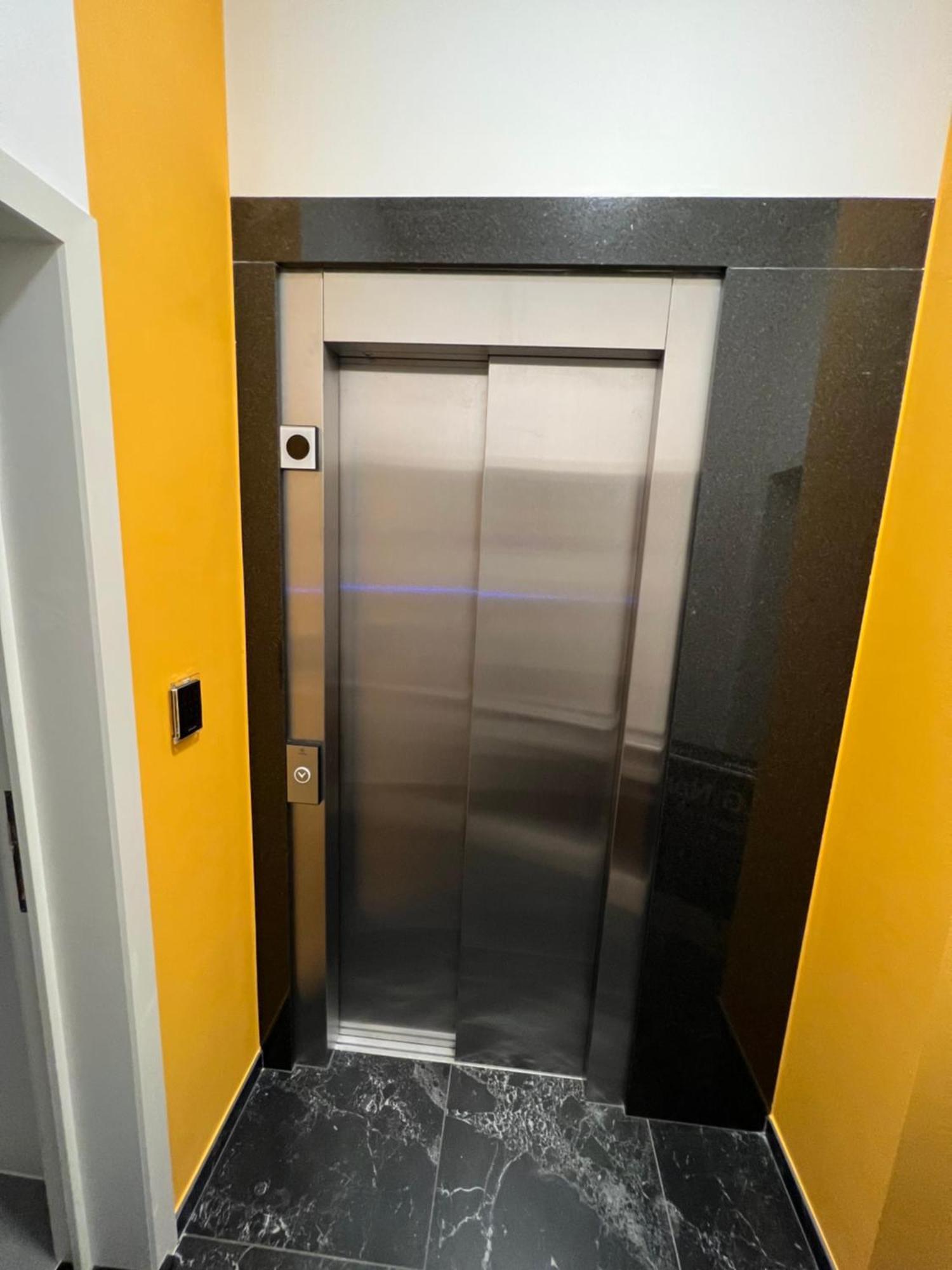 Luxury Brand New Apartment Bryssel Exteriör bild